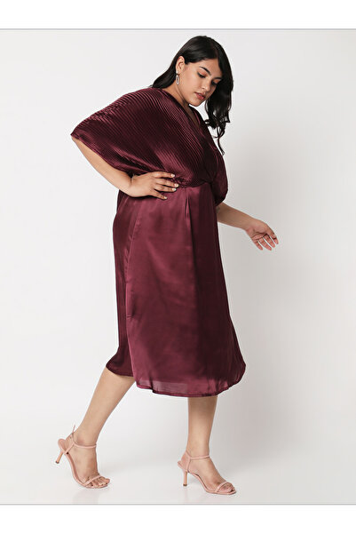 Mish By Styli Solid Pleated Detail V-Neck Fit and Flare Dress