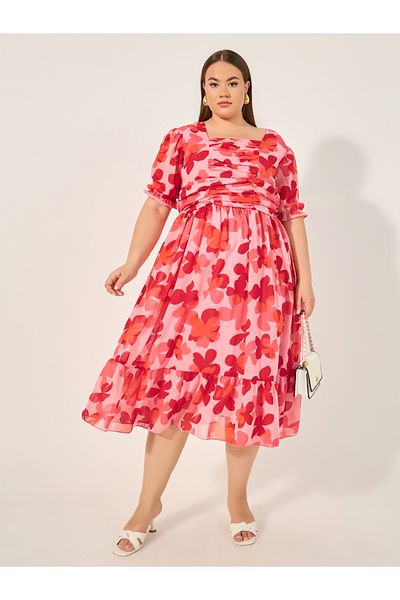 Styli Plus Size Floral Print Ruched A-Line Midi Dress