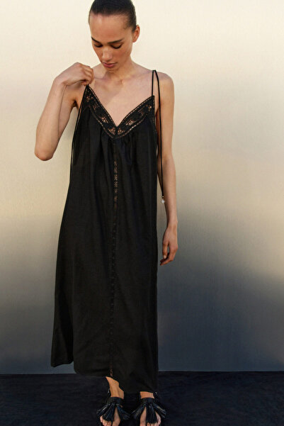 H&M Nakış İşlemeli ve Bağlanan Askılı Elbise