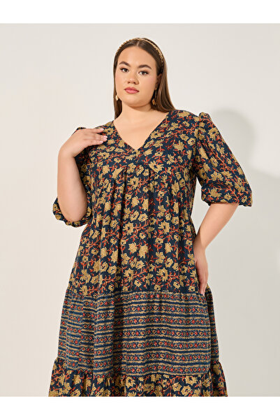 Styli Plus Size Floral Print V Neck Tiered Midi Dress