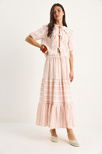 Bianco Lucci Bluză de damă din muselină cu dungi, cu guler în față, cu fustă cu volan, set de sus și de jos 4011 60283424