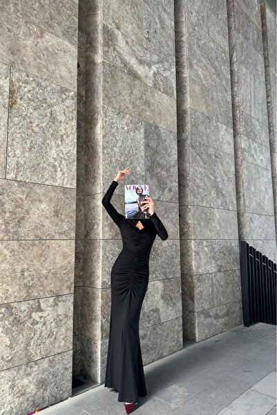 KOSHKA MODA DRAPELİ DEKOLTE DETAYLI SİYAH UZUN ELBİSE