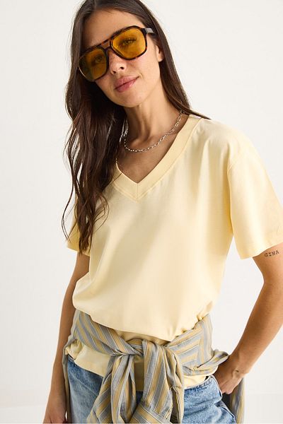 Bianco Lucci Women's 100% Organic Cotton Deep V Neck Comfort Fit T-Shirt 60602066