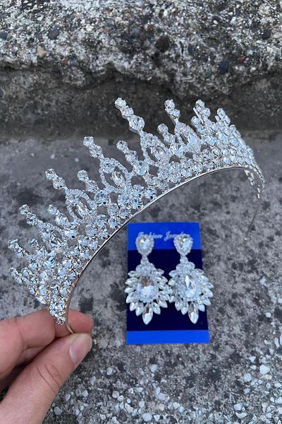 Hobigram Abrienda Silver Bridal Henna Crown Special Occasion Accessory Women's Crown and Wide Shuttle Earrings Set