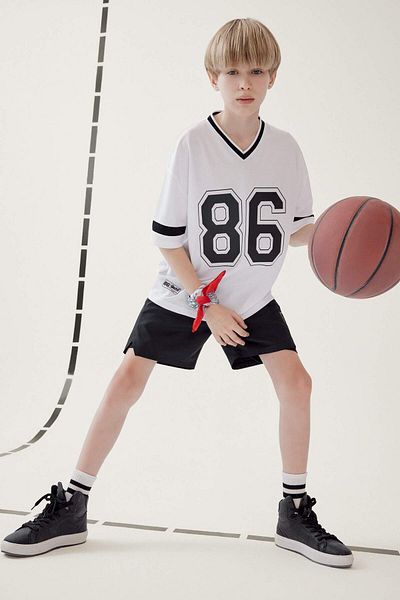DeFacto Boy's Oversize Wide Fit V-Neck College Printed Tulle Short Sleeve T-Shirt F2412A825Hs