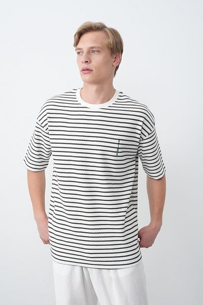 İLKCET MODA Ανδρικό μπλουζάκι με ριγέ Mink Casual Cut