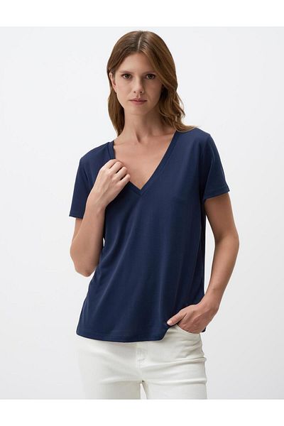 Jimmy Key V Neck Short Sleeve Basic T-Shirt