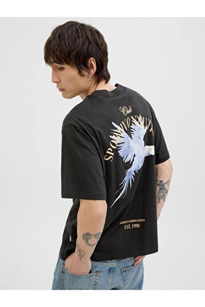 Jack & Jones تي شيرت بأكمام قصيرة وطبعة جرافيكية