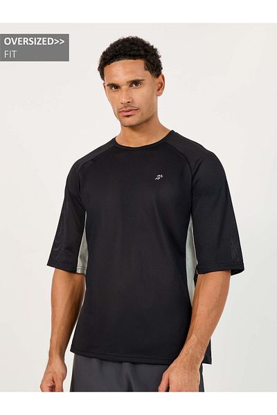 Styli Contrast Panel Ultra Lightweight Mesh Oversized Training T-Shirt