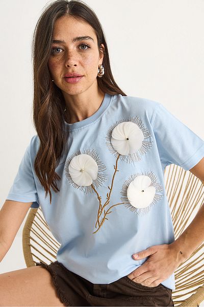 Bianco Lucci Tricou cu mânecă scurtă, cu decolteu, cu broderie, cu accesorii în relief 60602024
