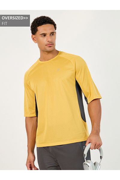 Styli Contrast Panel Ultra Lightweight Mesh Oversized Training T-Shirt
