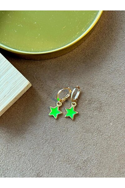 Twelve أقراط نجمة صغيرة مطلية بالمينا باللون الأخضر الذهبي