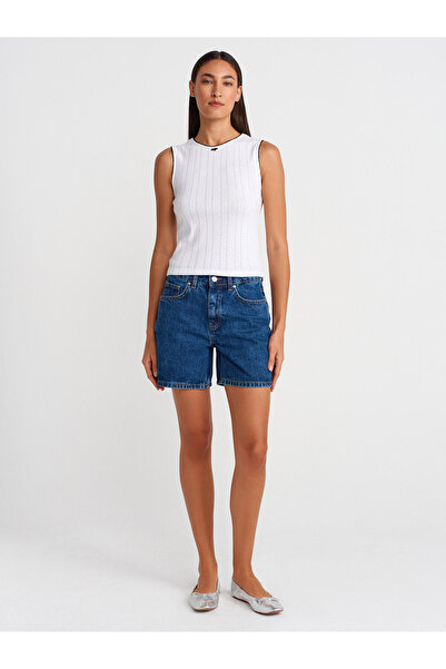 Dilvin 31835 Rose Detailed Sleeveless Ball-White