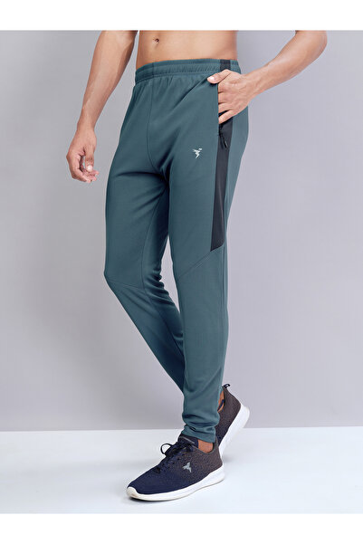Technosport By Styli Men Solid Slim Fit Track Pants with TECHNO DRY