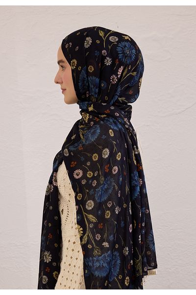 Fresh Blooming Dahlia Pattern Ramie Shal Black