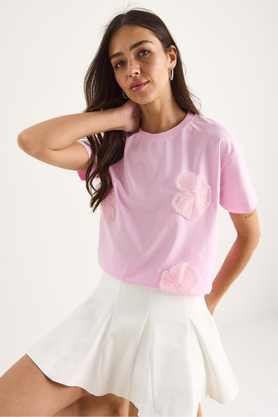 Bianco Lucci Μπλουζάκι με κοντό μανίκι με λαιμόκοψη με αξεσουάρ λουλουδιών 60602060