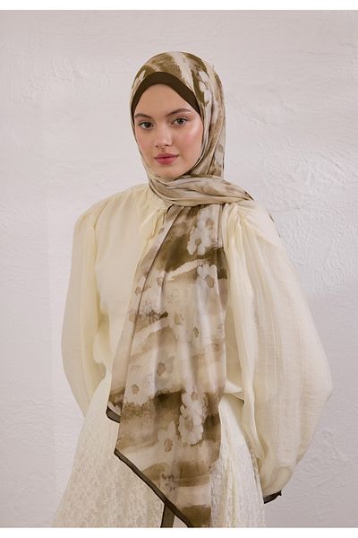 Fresh Soft Daisy Pattern Rami Shal Mink