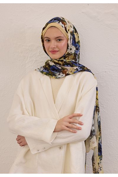 Fresh Beauty Blossom Pattern Rami Shal Butter