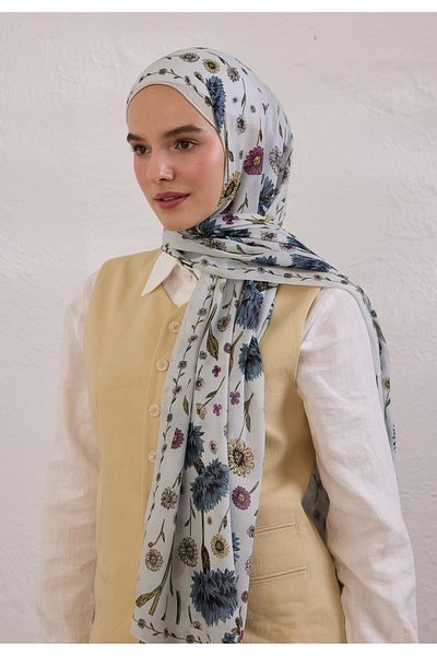 Fresh Blooming Dahlia Pattern Ramie Shal Soft Blue