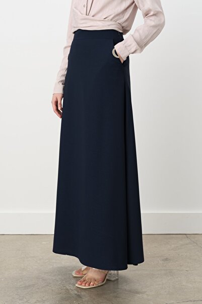 Nihan Cepleri Metal Aksesuarlı Etek Lacivert