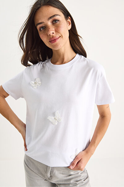 Bianco Lucci Γυναικείο βαμβακερό μπλουζάκι με λαιμόκοψη με αξεσουάρ πεταλούδας 60602071