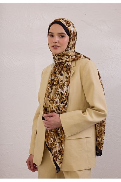 Fresh Sunflower Pattern Rami Shal Black