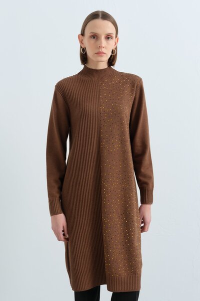 Nihan Tek Tarafı Serpme Payetli Fitilli Triko Tunik Kahve