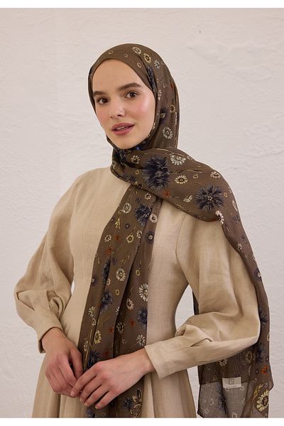 Fresh Blooming Dahlia Pattern Rami Shal Mink