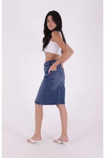 RICHMOST Dar Kalıplı Orta Boy Klasik Tarzlı Cepli ve Astarsız Normal Belli Kadın Kot Etek Koyu Mavi Denim