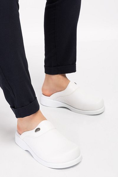 Sabo Medikal Unisex Women Men White Hole-Free Classic Sabo Orthopedic Doctor Nurse Cook Kitchen Slippers