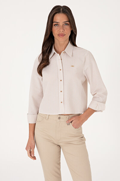 U.S. Polo Assn. قميص رملي بأكمام طويلة للنساء 50291106-VR085