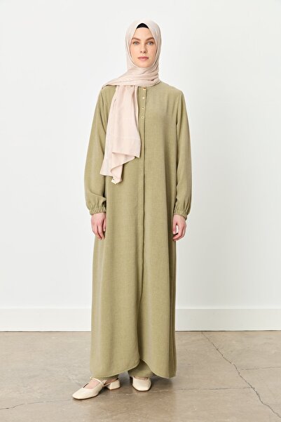 Nihan Metal Aksesuar Detaylı Ferace Kekik