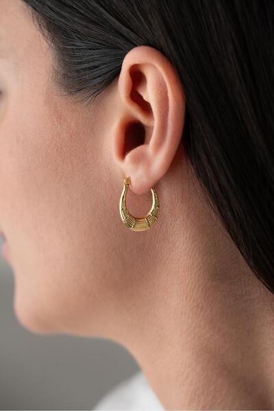 Nereze 925 Ayar Gümüş Gold Rengi Yatay Çizgili U Şekil Tasarım Şarnel Küpe