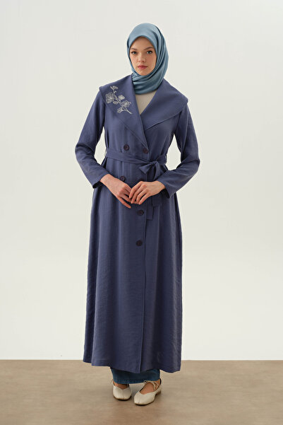 Tuğba Şal Yaka Nakış Detaylı Pardesü - İndigo