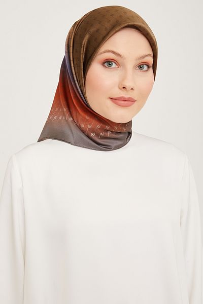 Armine Σειρά Nostalgia Silk Sura Scarf 9003DS-33 Μοτίβο με λογότυπο ΠΛΑΚΑΚΙ-ΓΑΛΑΚΤΟΣ ΚΑΦΕ