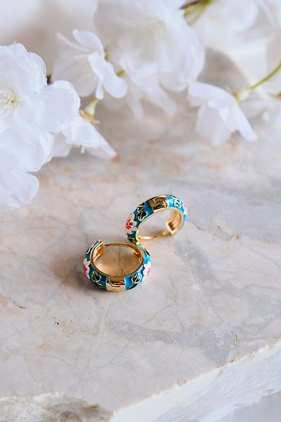 AURRARİ Daisy Blue White Enamel Hoop Steel Earrings