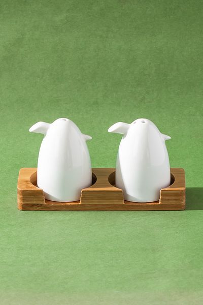 Porsima 102001 Grage Set of 2 Porcelain Salt and Pepper Shakers with Bamboo Stand - 80ml