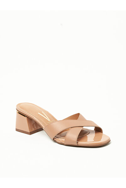 VİZZANO صندل فيزانو نسائي بكعب منخفض بلون بيج | صنع في البرازيل