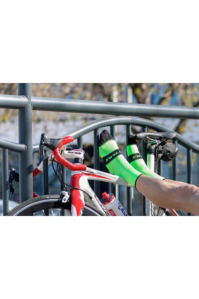 Try to Fly Cycling Socks Fluo Green