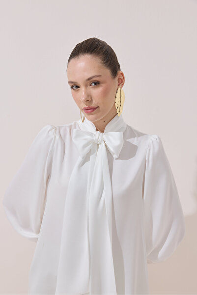 NUR KALAY COLLECTION SEYYAR FULARLI SATEN BLUZ