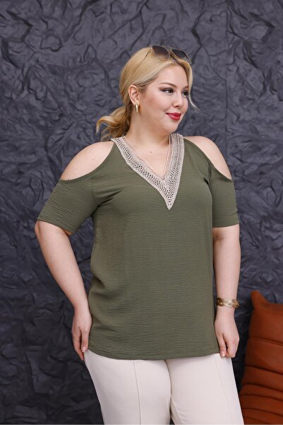 Siyezen Plus Size Lace Collar Off Shoulder Low-Cut Blouse