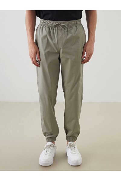 LC Waikiki Ανδρικό παντελόνι Jogger XSIDE Khaki Standard Fit