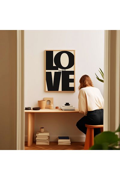 ARTHOUSECOLLECTIVE Αφίσα τυπογραφίας STAY IN LOVE – Μαύρη μοντέρνα αφίσα με θέμα την αγάπη - Αφίσα χωρίς πλαίσιο σε μεγέθη επιτραπέζιου