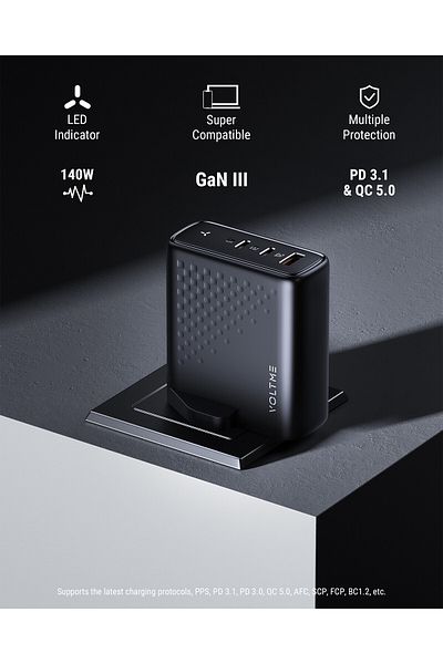 VOLTME Revo 140 Wall Charger 2 USB-C and USB-A Port 140W - Black
