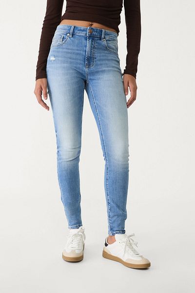 Stradivarius D07 بنطال جينز ضيق بخصر عادي