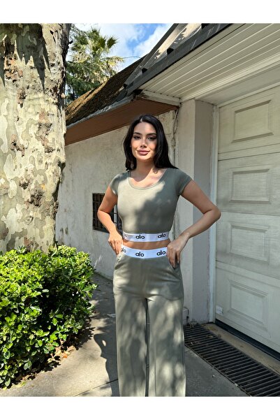 LE CARAMBOLE Women's Khaki Elastic Crop Pants Set