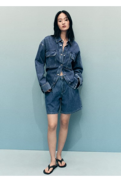 MANGO Woman Orta bel pileli denim bermuda şort