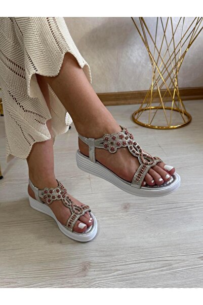 DERİ KABUSU TAŞLI BONCUKLU KADIN SANDALET S05