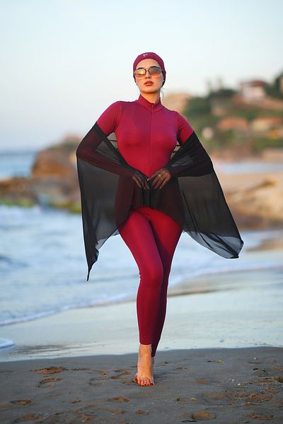 winmoda Boneli Long Swimsuit Jumpsuit / Bonnet Hijab Long Swimsuit Overalls