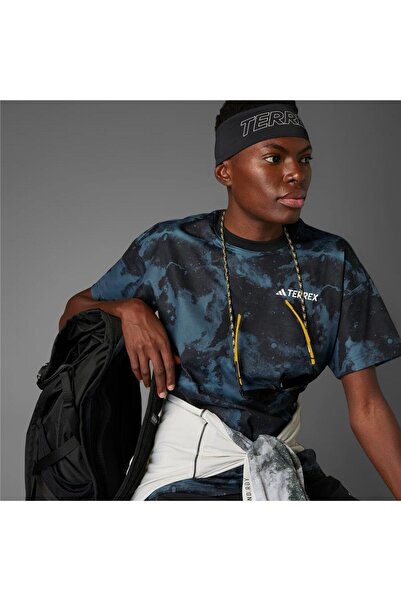 adidas Тениска с графичен дизайн DISNEY National Geographic UF AEROREADY